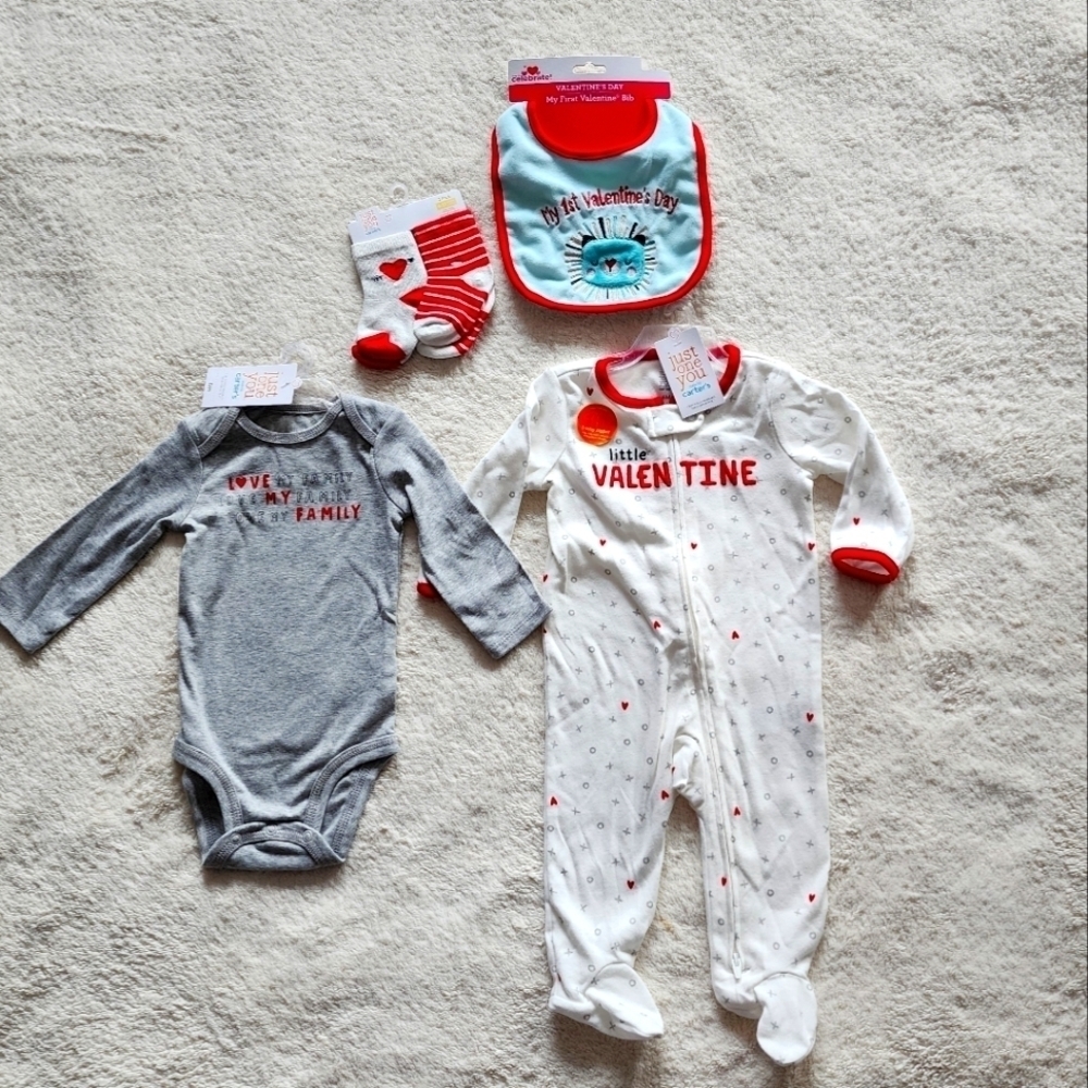 NWT baby boy's Valentine's Day clothes bundle size 6 mnth Oncie Footie Socks Bib